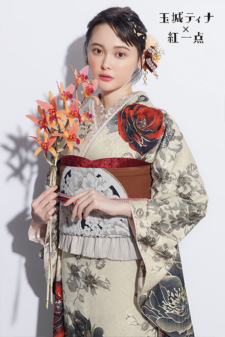 玉城ティナ×紅一点_01